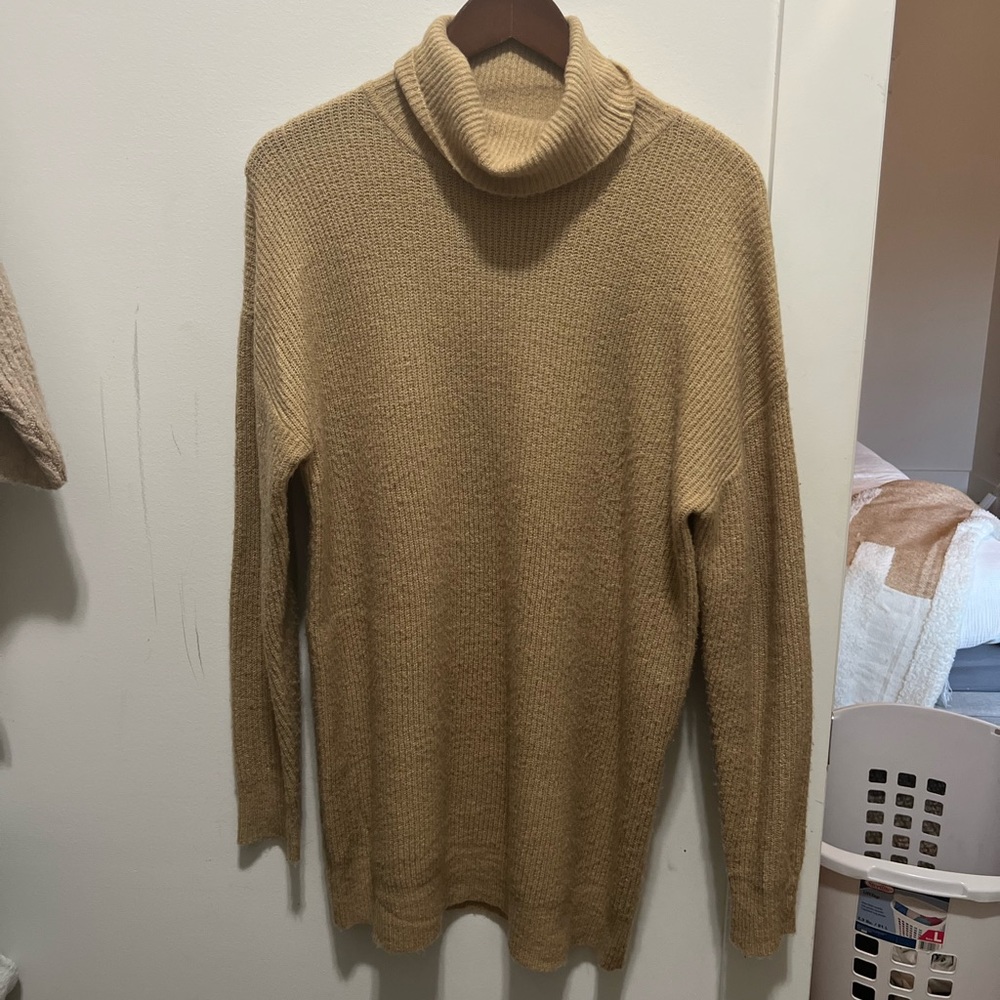 Lovers and friends turtleneck